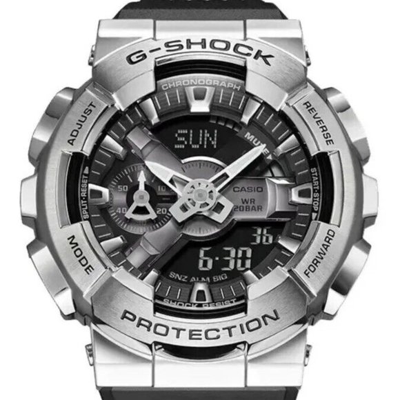Casio G-SHOCK GM110-1A Stainless Steel Black Rubber Strap. - Picture 6 of 6